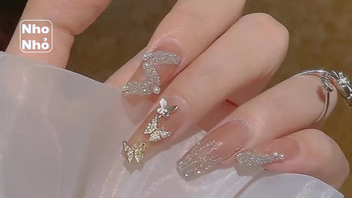 Bộ Nail Ngọt Ngào Đáng Yêu – Xu Hướng Nail Hàn Hot Nhất Hè 2025! 9 Nail cô dâu - Tiệm Nail Nho Nhỏ