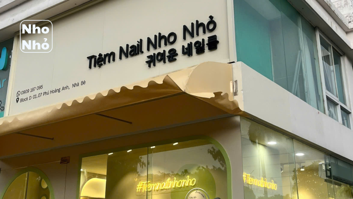 Tiệm Nail Nho Nhỏ